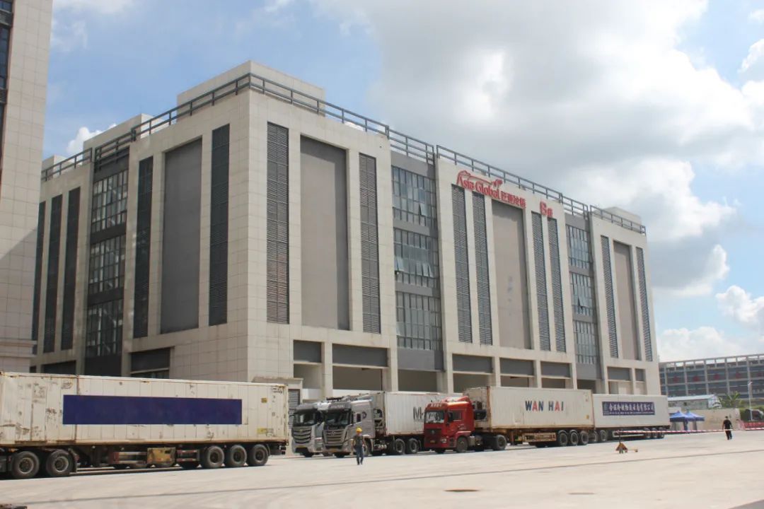 1629703699421162.jpg ia_200000002.jpg